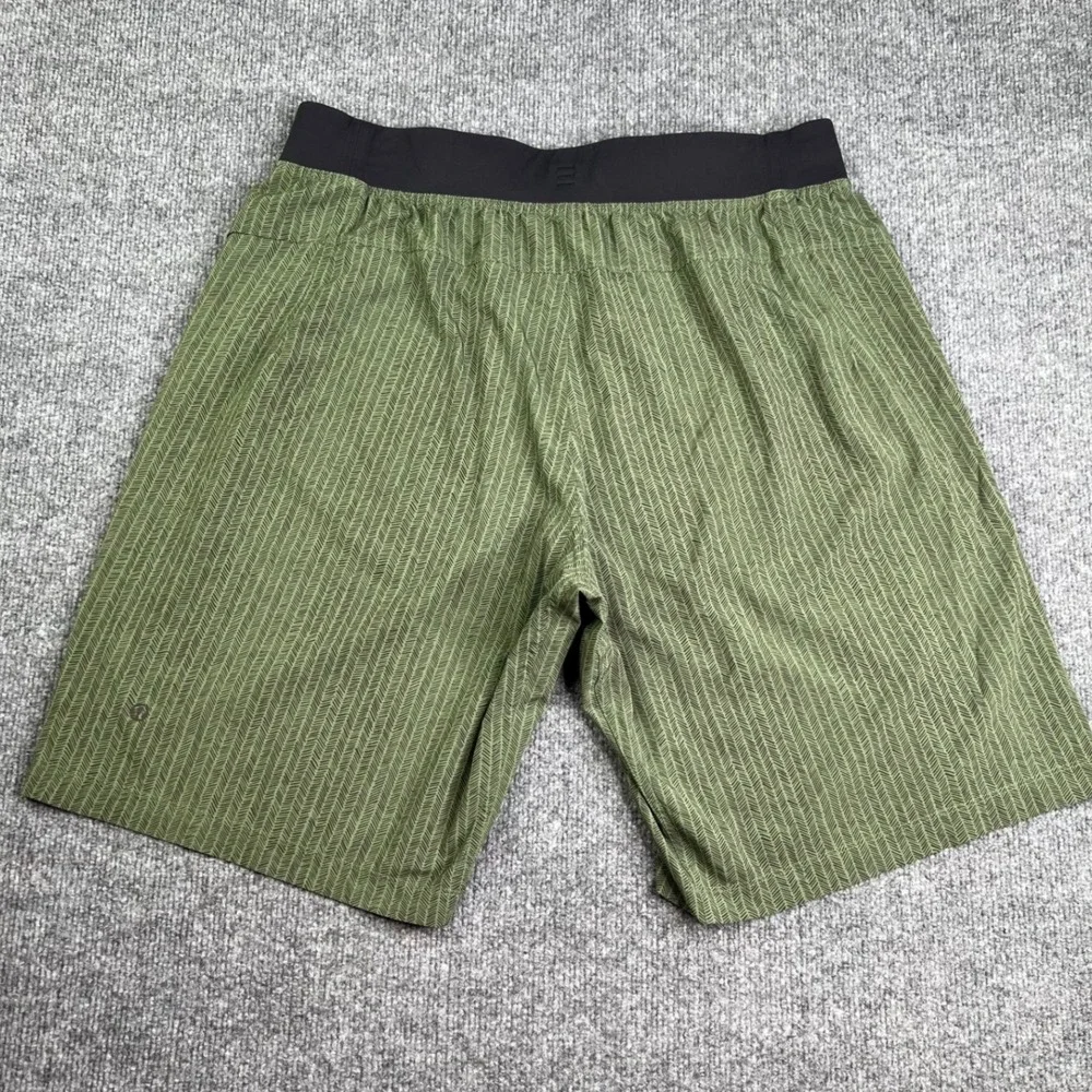 Lululemon Athletic Shorts Mens XL Green Herringbone Active Performance 9